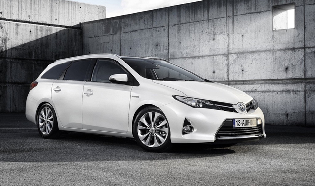  Toyota Auris Touring Sports